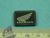 1 Emblem (Honda)