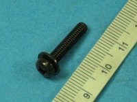 Schraube mit Scheibe 4X20