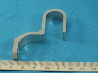 Halter für Bremsleitung hinten