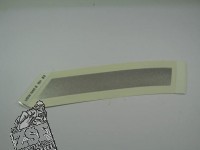 1 Aufkleber (B) (rechts unten Verkleidung)