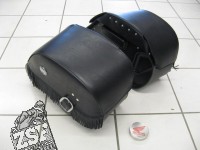Leder Satteltaschen Satz Original Honda Zubehoer, LEATHER SADDLEBAG SET (FRINGED)